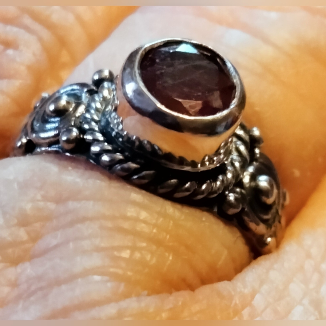 Bali Niassa Ruby Ff Solitaire Ring In Sterling Silver 49$